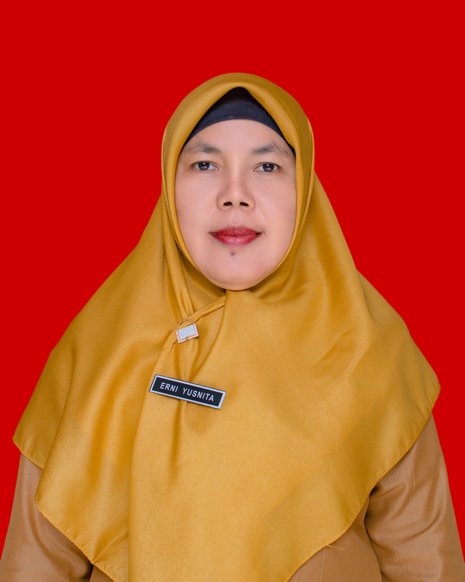 Erni Yusnita,S.E,MM