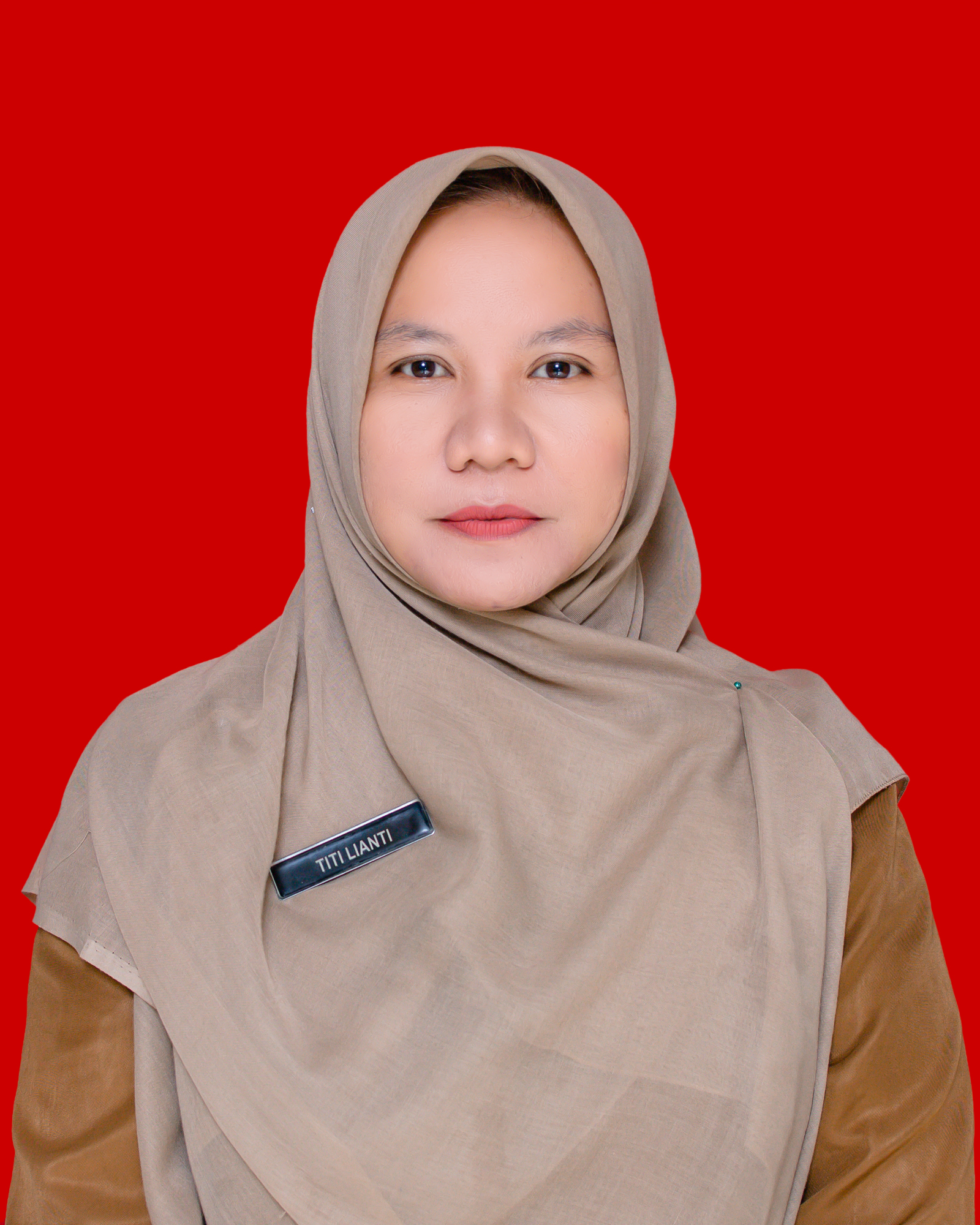 Titi Lianti,S.PdI